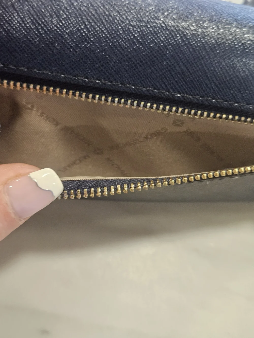 Michael Kors Jet Set Travel Large Tri-Fold Wallet